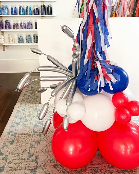 Ashley Cash, Party shop & balloons in Louisiana | It’s a party in the USA! 🇺🇸 So fun making these party poles for a 4th of July celebration! Thanks to Lilly for the firework inspiration, @… | Instagram Party In The Usa, Fourth Of July Decor, 4th Of July Celebration, Inspiration Instagram, 4th Of July Party, Party Shop, Foil Balloons, Balloon Decorations, Fourth Of July