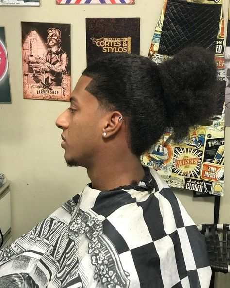 Men With Long Hair Ponytail, Afro Ponytail Men, Curly Ponytail Men, Stud Line Up Haircut, Black Man Bun, Stud Haircut, Stud Haircuts, Mens Ponytail, Ponytail Men