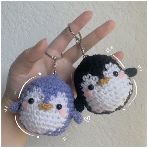 . From simple shapes to more intricate designs, these keychains are perfect for adding a touch of personality to your keys. Crochet them all or pick your favorite, and get started on your next DIY.#crochetkeychain #handmadegifts #DIYkeychain #crochetlove #keychainaddict Crochet Keychain Patterns, Penguin Amigurumi, Penguin Crochet, Keychain Patterns, Amigurumi Keychain, Crochet Penguin, Easy Crochet Animals, Animals Pattern, Crochet Keychain Pattern