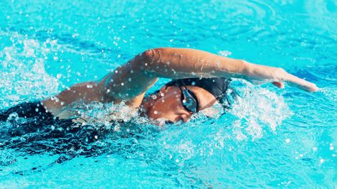 Swimming: how to improve your front crawl | Times2 | The Times Breathing Patterns, Freestyle Swimming, Pictures For Drawing, Underwater Paintings, Swim Workout, Paintings Pictures, Swimmers, Reiki, Healthy Life