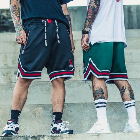 Baseball Jersey And Shorts Outfit Men, Mens Basketball Shorts Outfit, Basketball Shorts Outfit, Techwear Streetwear, Baseball Shorts, Jersey Collection, Mens Shorts Outfits, Streetwear Shorts, Baseball Outfit