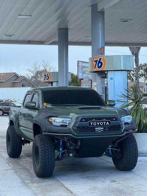 Custom Toyota Tacoma, Lifted Tacoma, Toyota Tacoma Lifted, Overland Tacoma, Toyota Tacoma Prerunner, Tacoma Prerunner, Lifted Gmc, Tacoma Accessories, Tacoma Mods