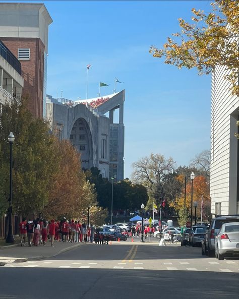 #ohiostate #osu #football #gameday #aesthetic #college #visionboard Ohio State University Aesthetic, Gameday Aesthetic, Osu Football, School Background, Aesthetic College, College List, Dream College, Football Is Life, The Ohio State University