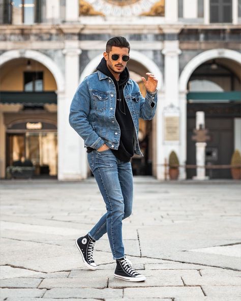 𝐌𝐄𝐍 𝐅𝐀𝐒𝐇𝐈𝐎𝐍 𝐒𝐓𝐘𝐋𝐄 | 🇦🇱🇮🇹 on Instagram: “Here the today’s outfit inspiration 👀 Would you rock this denim combo? ____ Seems that here in Italy as well we are going to have a 2…” Contrast Outfit, Denim Outfit Men, Winter Date Outfits, Denim Jacket With Hoodie, Stylish People, Mens Casual Outfits Summer, Denim Outfits, Men With Street Style, Fall Outfits Men