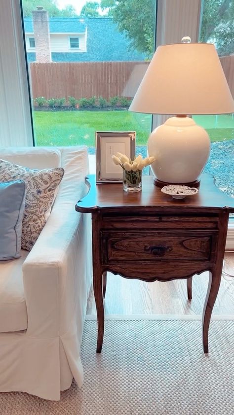 thesouthernlane on Instagram: I thought it might be fun to share how I styled this side table in my family room! I accidentally came across this side table at a local… Grand Millenial Coffee Table, Styling An End Table Living Room, Traditional End Tables Living Room, Styled Side Table, Small End Table Decor, Side Table Styling Living Room, Living Room Side Table Decor, Small Traditional Living Room, Living Room Side Table Ideas