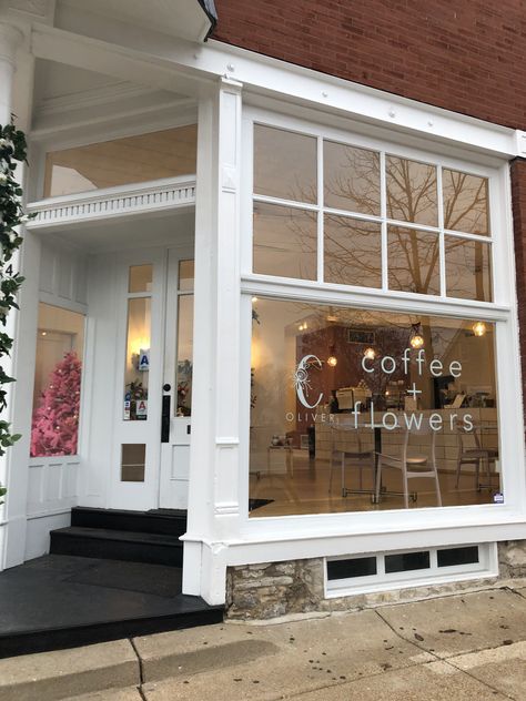 Flowers Cafe Design, Floral Cafe Coffee Shop, Flower Shop Cafe Interior Design, Flower Cafe Design, Flower Shop Front Design, Modern Floral Shop, Grab And Go Bouquets, Floral Coffee Shop Aesthetic, Flowers Shop Ideas