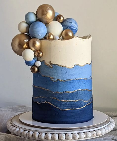 Shades Of Blue Cake Ideas, Blue White And Gold Cake, Navy And Gold Cake, Navy Blue And Gold Cake, Unique Birthday Cake Ideas For Men, Male Birthday Cake, Boys 18th Birthday Cake, 60th Birthday Cake For Men, 40th Birthday Cake For Women