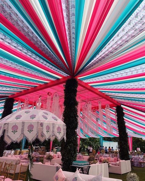 10 Amazing New Decor Colour Combinations We Spotted In Real Weddings Best Wedding Decor, Marigold Wedding, Wedding Tent Decorations, Mehendi Decor Ideas, Mehendi Ceremony, Wedding Entrance Decor, Mandap Decor, Desi Wedding Decor, Unusual Weddings