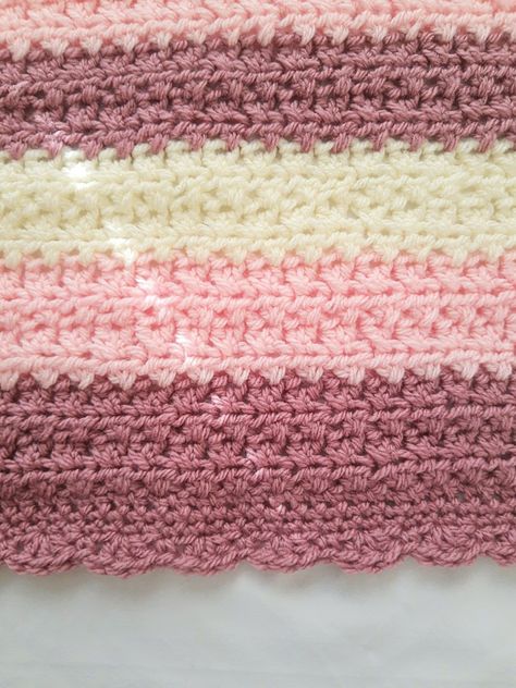 Criss Cross Crochet Blanket - Crochet Blanket Free Pattern, Beautiful Crochet Blanket, Easy Crochet Blanket Pattern, Crochet Blanket Free, Cross Blanket, Crochet Baby Blanket Free Pattern, Crochet Blanket Pattern Easy, Easy Crochet Baby Blanket, Crochet Shell Stitch