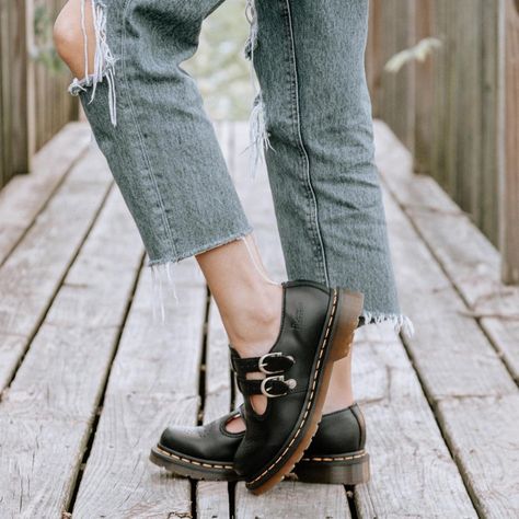 Dr. Martens Mary Jane = the perfect new addition to your shoe collection ✨ 📸: @savanasantos #drmartens #myjourneys Dr Marten Mary Janes Outfit, Dr Martens Mary Jane Outfit, Doc Martens Mary Janes Outfit, Shoes With Flare Jeans, Doc Marten Mary Janes, Outfits With Mary Janes, Mary Jane Doc Martens, Doc Martens Mary Janes, Dr Martens Mary Janes