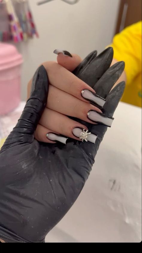 maddie perez nails 
maddie perez
maddie nails Maddie Nails, Maddie Perez, Euphoria Nails, Dope Nail Designs, Dope Nails, Nail Inspo, Gel Nails, Acrylic Nails, Nail Designs