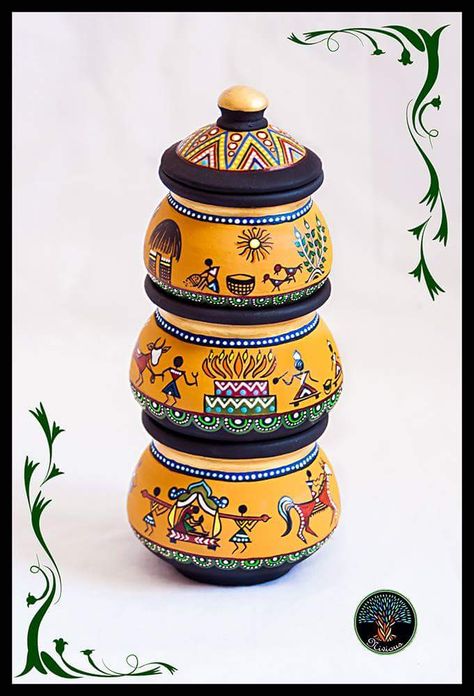 Garba Painting Ideas, Handi Pot Painting, Pot Painting Ideas Warli Art, Warli On Pot, Warli Art Pot Painting, Pot Decorating Ideas Indian Wedding, Madhubani Painting On Pot, Warli Pot Painting, Pot Painting Indian