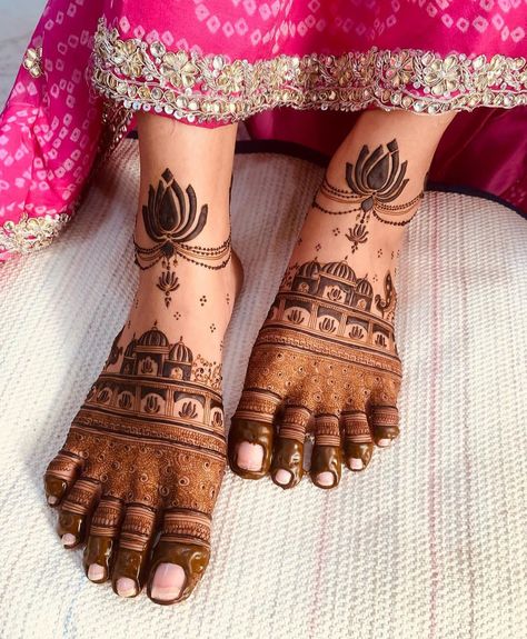 Mehndi ✨Heena ✨ Feet Mehendi Design, Feet Mehendi, Travel To Thailand, Finger Henna Designs, New Bridal Mehndi Designs, Legs Mehndi Design, Simple Mehndi Designs Fingers, Very Simple Mehndi Designs, Engagement Mehndi Designs