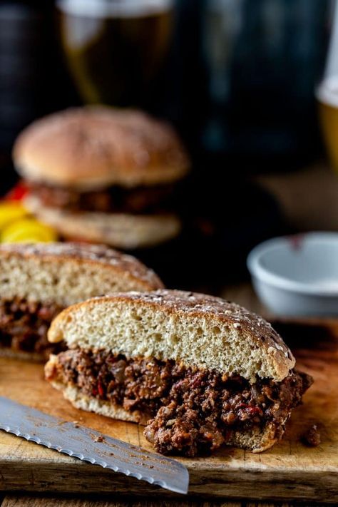 sloppy joes - Healthy Seasonal Recipes Healthy Sloppy Joes, Sloppy Joe Recipe, Healty Dinner, Sloppy Joes Recipe, Hidden Veggies, Sloppy Joe, 300 Calories, Dinner Healthy, Weeknight Dinner Recipe