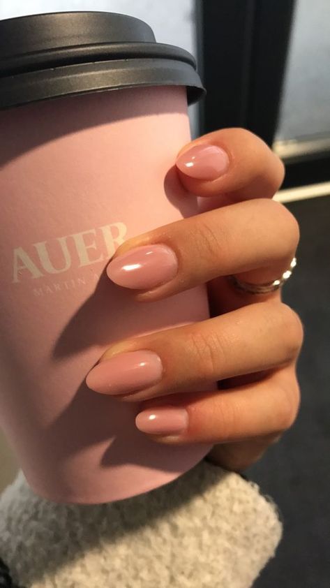 Chic Manicure, Manikur Kuku, Almond Shape Nails, Ombre Nail Designs, Her Nails, Popular Nails, Nagel Inspo, Nature Tattoos, Short Acrylic Nails