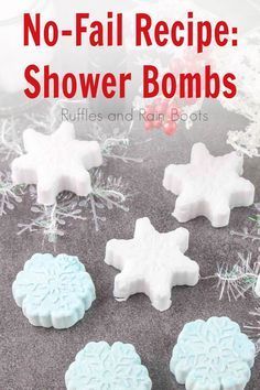 Diy Bath Gifts, Shower Steamers Diy, Shower Bomb, Shower Fizzies, Simple Snowflake, Snow Flakes Diy, Christmas Shower, Bath Bomb Recipes, Diy Shower