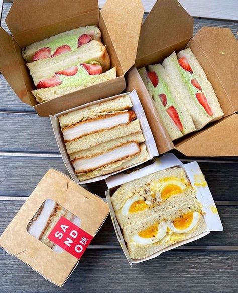 Japanese Sando, Resep Burger, Sandwich Packaging, Quotes Food, Wallpaper Food, Food Recipes For Dinner, Food Business Ideas, Catering Ideas Food, Food Wallpaper