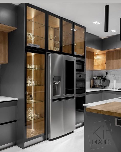 Rumah Moden, Hiasan Dalaman Rumah, Entryway Modern, Desain Pantry, Modern Kitchen Cabinet Design, تصميم للمنزل العصري, Kitchen Pantry Design, Modern Kitchen Interiors, Kitchen Design Modern Small