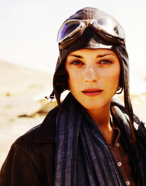 Marion Cottilard, Chica Punk, Female Pilot, Septième Art, Amelia Earhart, Marion Cotillard, Vintage Aviation, French Actress, Ex Machina