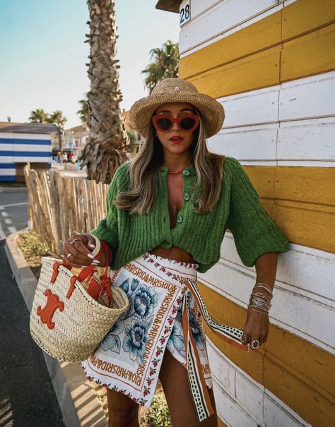 summer outfit, summer aesthetic, summer inspo, summertime, vacation outfit, vacation inspo, desert outfit, beach outfit, cute outfit, outfit idea, Straw Hats Outfit, Pool Party Fashion, Edgy Summer Outfits, Pool Party Outfits, Vibrant Dress, Summer Holiday Outfits, Italy Outfits, Outfits With Hats, Vacation Outfits