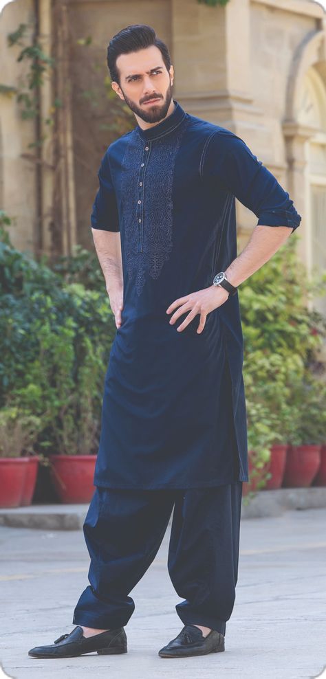 Muslim Men Clothing, Man Dress Design, Pathani Kurta, Kurta Pajama Men, Wedding Kurta For Men, Groom Dress Men, Indian Groom Wear, Gents Kurta Design, Gents Kurta