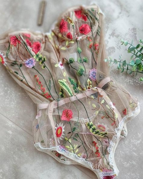 Lingerie For Bride, Lingerie Inspiration, Pink Lingerie, Cute Lingerie, Fashion Now, Wedding Lingerie, Pretty Lingerie, Bridal Lingerie, Lingerie Collection