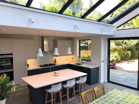 Kitchen Extensions, Kitchen Diner Extension, Open Plan Kitchen Dining Living, Open Plan Kitchen Diner, Desain Pantry, Handleless Kitchen, Open Plan Kitchen Dining, Open Plan Kitchen Living Room, Kitchen Dining Living