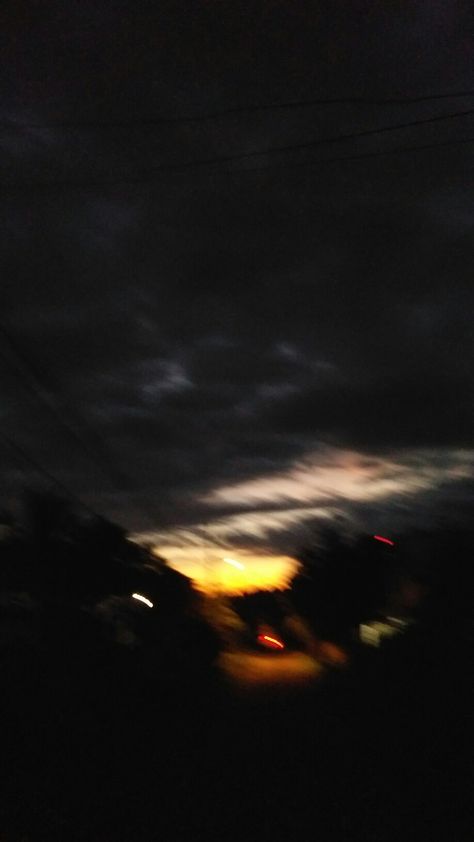 sky | sunset | blurry | clouds Blurry Sunset, Blurry Photos, Sky Sunset, Living Life, Live Life, Random Stuff, Quick Saves