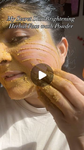 Diy Herbal Skin Care, At Home Skincare, Skin Home Remedies, Coconut Face Mask, Herbal Face Wash, Manpreet Kaur, Homemade Face Wash, Diy Face Wash, Skin Care Home Remedies