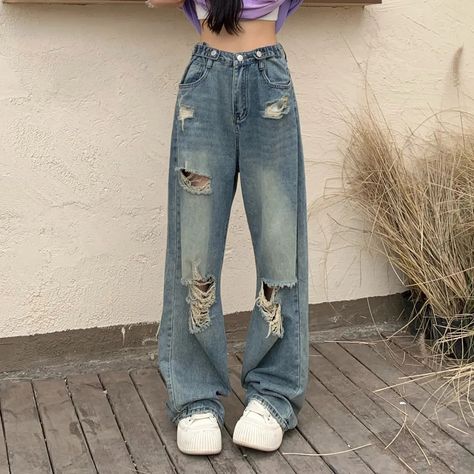 Trashy Outfits, Womens Ripped Jeans, Denim Decor, Blue Ripped Jeans, Streetwear Jeans, Designer Pants, Casual Denim Pants, Jeans Y2k, Pants Design