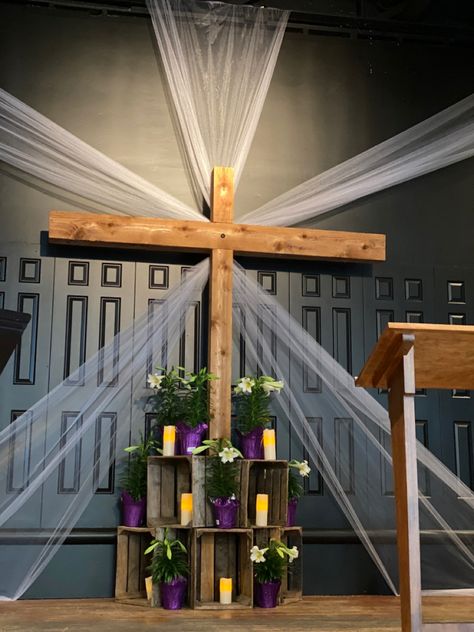 Easter Altar Decorations, Easter Church Flowers, Lent Decorations For Church, Church Stage Decor, Easter Photo Backdrop, Eggs Ideas, Church Christmas Decorations, Church Altar Decorations, Easter Backdrops