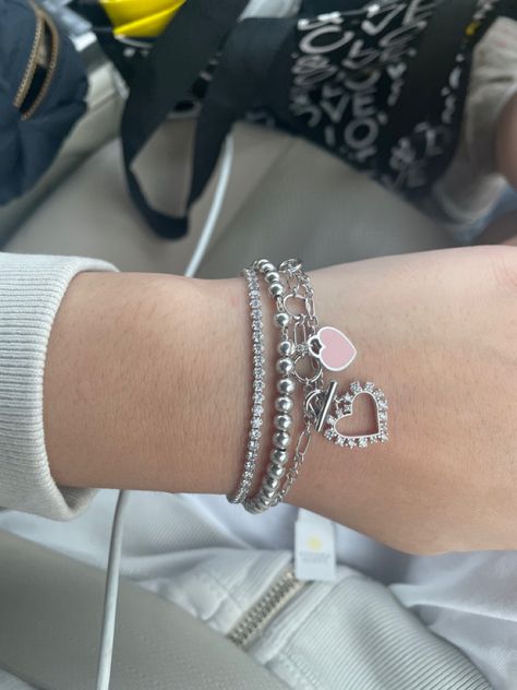 Pink Tiffany Bracelet, Jewlerie Aesthetic Silver, Blair Waldorf Jewelry, Tiffany Jewelry Aesthetic, Girly Bracelets, Silver Bracelet Stack, Preppy Jewelry, Wrist Jewelry, Jewelry Accessories Ideas