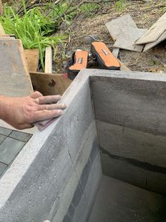 Large Cement Planters, Diy Large Concrete Planters, Large Wooden Planters, Concrete Planter Boxes, Large Concrete Planters, Concrete Planter Molds, Large Planter Boxes, Diy Cement Planters, Diy Planters Outdoor