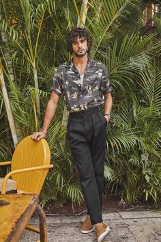 Long Torso Men Fashion, Camp Collar Shirt Men Outfit, Marlon Teixeira, Semi Formal Outfits, Mens Casual Outfits Summer, Cold Style, British Military, Todd Snyder, Men Stylish Dress