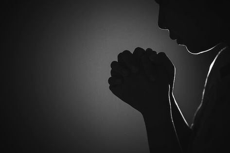 Photo black and white prayer hands | Premium Photo #Freepik #photo #prayer-praying #praying #prayer-background #prayer Prayer Hands Aesthetic, Prayer Background Images, Prayers Background, Praying Background, Woman Praying Images, Prayer Background, Black Woman Praying, Sequence Photography, Calendar Logo