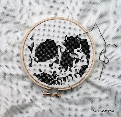 Cross-stitched Thread on Aida (art 4in x 4in). This is the first time I've done cross-stitching and it took 8 hours to do this much! UPDATE:... Cross Stitch Skull, Subversive Cross Stitch, Halloween Cross Stitches, A Skull, A Cross, Embroidery Inspiration, Cross Stitch Charts, Stitch Design, The Cross