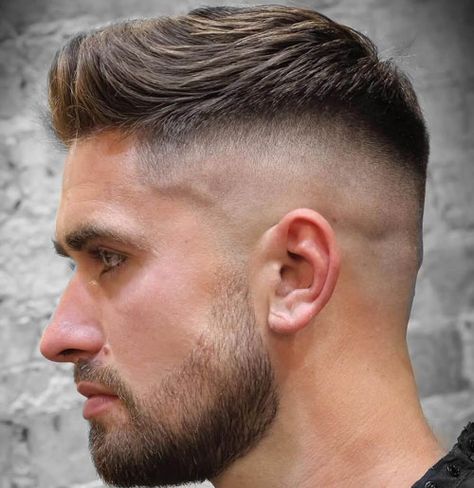 High and Tight Bald Fade - Best Bald Fade Haircuts For Men: Cool Low, Mid, High, Drop, Burst, Undercut, Temp, Skin Bald Fade Haircut For Guys #menshairstyles #menshair #menshaircuts #menshaircutideas #menshairstyletrends #mensfashion #mensstyle #fade #undercut #baldfade #skinfade High Fade With Beard, Mens Crew Haircut, Hair Clipper Sizes, Haircut And Beard, Types Of Fade Haircut, Men Fade Haircut Short, Fade Haircut Styles, Popular Mens Haircuts, High And Tight Haircut