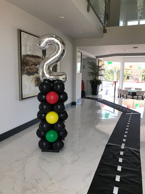 Auto Party, Camarillo California, Transportation Birthday Party, Blaze Birthday, Hotwheels Birthday Party, Cars Birthday Party Decorations, 2nd Birthday Party For Boys, 2nd Birthday Boys, Balloon Artist