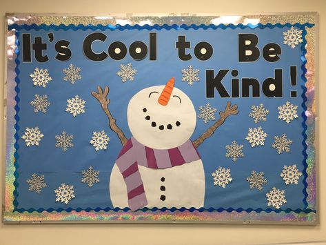 Bulletin Board Winter, Winter Bulletin Board Ideas, Winter Door Decorations Classroom, Cool Bulletin Boards, Snowman Bulletin Board, Hallway Bulletin Boards, December Bulletin Boards, Kindness Bulletin Board, Winter Bulletin Board