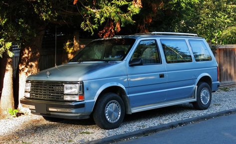 1987-90 Plymouth Voyager | Custom_Cab | Flickr Plymouth Voyager, S Car, Mini Van, Belleza Natural, Plymouth, Classic Cars, Voyage, Cars, Vehicles