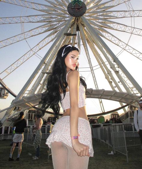 All Posts • Instagram Leona Naomi, Coachella Outfit, April 15, Festival Outfits, Ferris Wheel, My Girl, Cute Outfits, Wheel, Festival