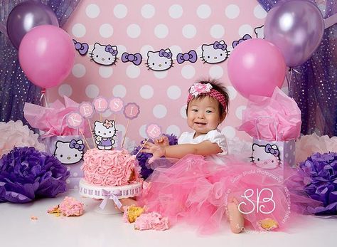 Hello Kitty Smash Cake, Hello Kitty Birthday Photoshoot, Hello Kitty 1st Birthday Party Ideas, Hello Kitty Photoshoot, Kitty Photoshoot, Hello Kitty Birthday Theme, Hello Kitty Theme Party, Cake Smash Theme, Diy Hello Kitty