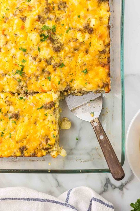 Eggs And Veggies, Egg Bake Recipe, Easy Breakfast Bake, Leftover Casserole, Tater Tot Breakfast Casserole, Breakfast Potato Casserole, Simply Potatoes, Baked Eggs Recipe, Breakfast Casserole Recipe