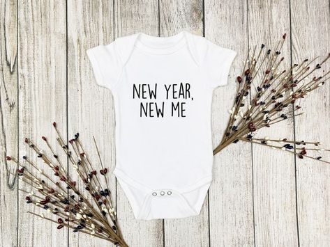 Happy New Year Onesie New Year New Me Onesie New Years Baby | Etsy Funny Aunt Onesie, Aunt Onesie, Baby Onesie Gift, Baby Announcement Onesie, Funny Baby Onesie, Ivf Baby, Pregnancy Announcement Onesie, Halloween Onesie, Unisex Onesies