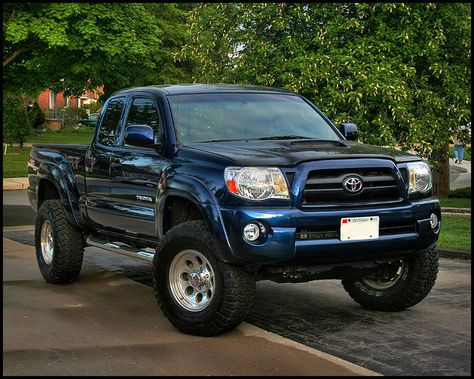 Toyota Tacoma Extended Cab 4X4 Blue Tacoma, Toyota Tacoma Interior, Toyota Tacoma X Runner, Toyota Trucks 4x4, Toyota Tacoma Access Cab, 2006 Toyota Tacoma, Used Car Lots, Toyota Tacoma 4x4, Tacoma 4x4