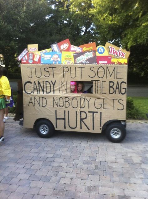 Halloween golf cart in our neighborhood. So fabulous Golf Cart Poker Run Ideas, Halloween Golf Cart Decorations Ideas, Decorate Golf Cart For Halloween, Halloween Golf Cart Decorations, Halloween Golf Cart Ideas, Decorate Car For Parade, Halloween Golf Cart, Golf Cart Decorating Ideas, Golf Cart Decorations