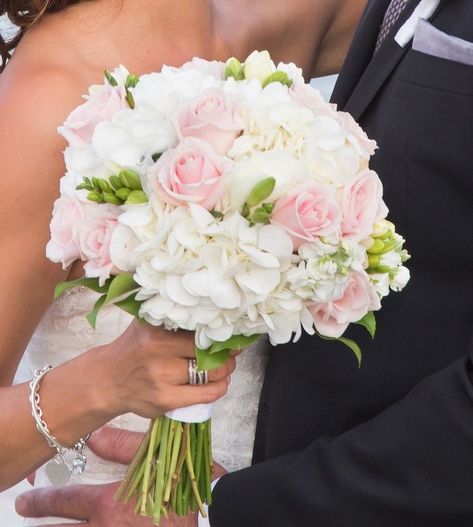 Freesia And Rose Bouquet, Wedding Bouquets Hydrangea And Roses, Roses With Hydrangeas, Pink Roses And Hydrangea Bouquet, Bridal Bouquet Hydrangea And Roses, Light Pink Flower Bouquet Wedding, Blush Rose Bridal Bouquet, Bridal Bouquet Ideas Pink, Pink And White Hydrangea Bouquet