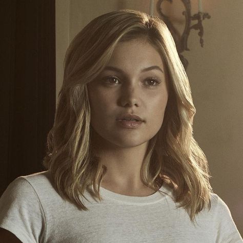 Peter Parker X Reader, Nina Dobrev Vampire Diaries, Blonde Actresses, Cloak And Dagger, Female Faceclaims, Olivia Holt, Cruel Summer, Spider Girl, People Fall In Love