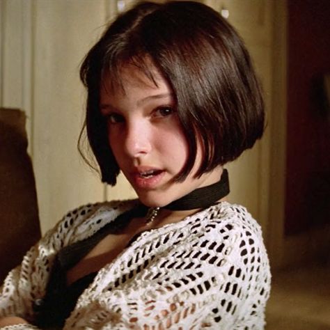 Natalie Portman - Mathilda Natalie Portman Mathilda, Leon The Professional Mathilda, Natalie Portman Leon, Leon Movie, Mathilda Lando, The Professional Movie, Leon The Professional, Star Trek 2009, Seung Hwan