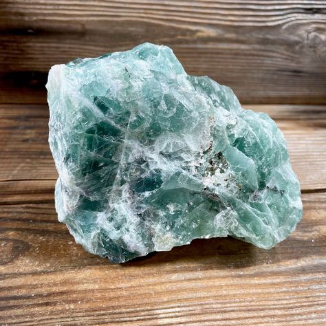 Remove Clutter, Crystals Gems, Crystalline Structure, Gem Mining, Clear Thinking, Stone Feature, Fluorite Crystal, Rock Hounding, Shiny Things